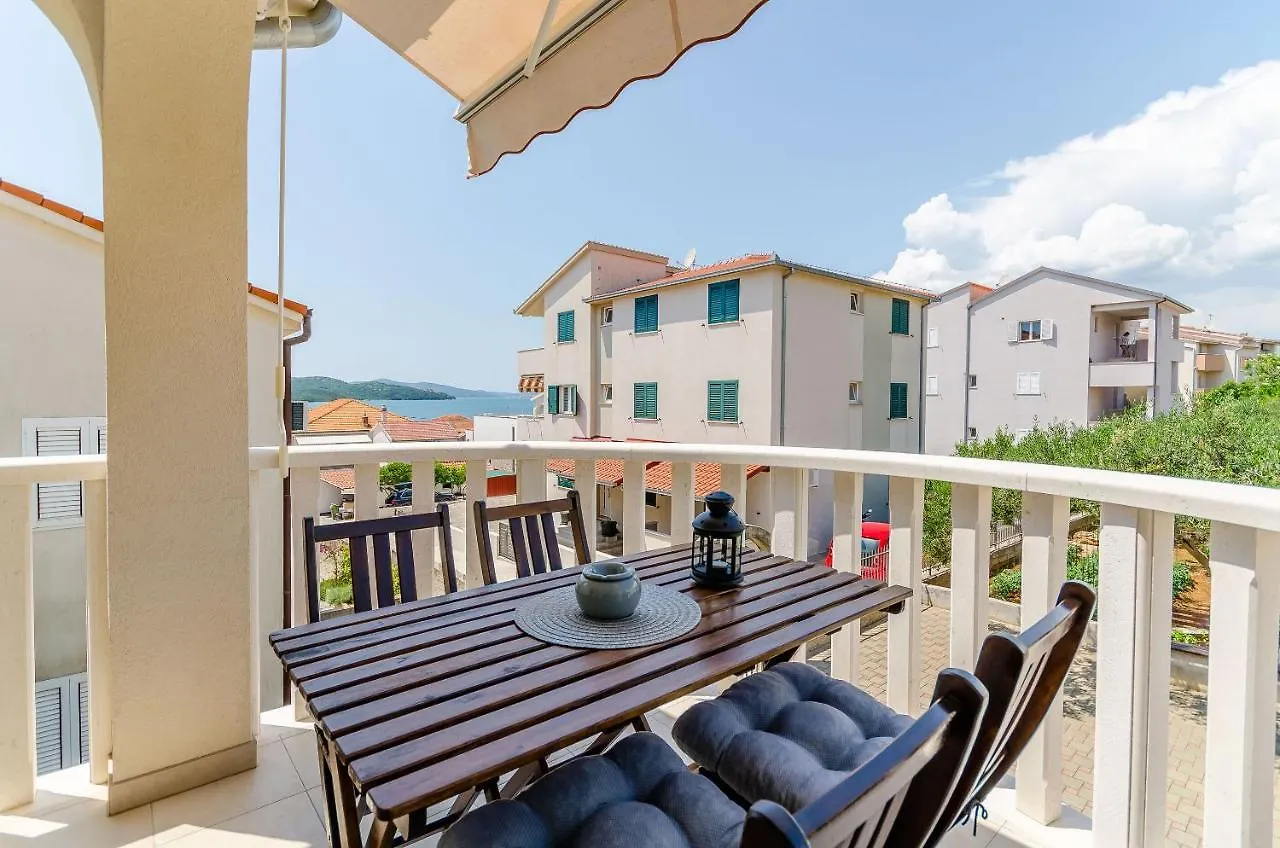 Apartments And Room Maestral 0*, Trogir Croatia